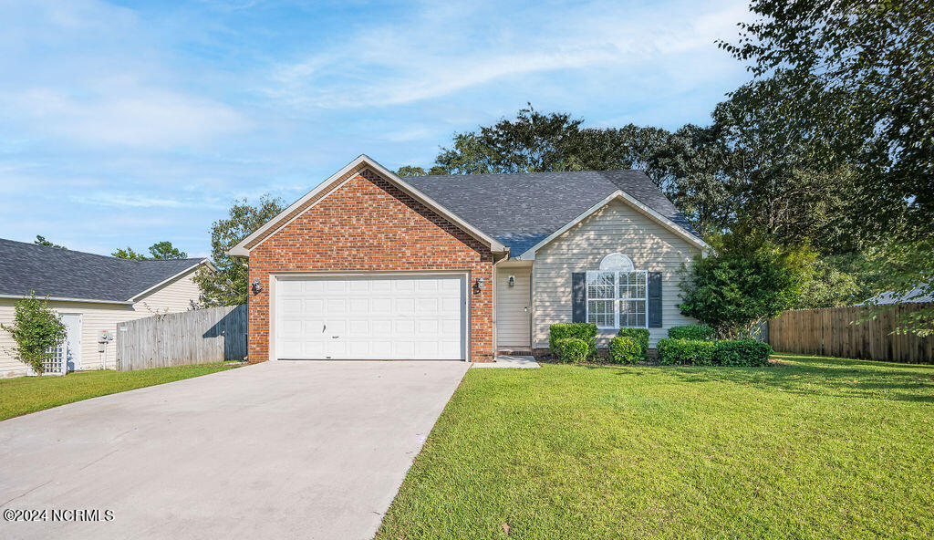 Summercreek Dr, Jacksonville, NC 28546