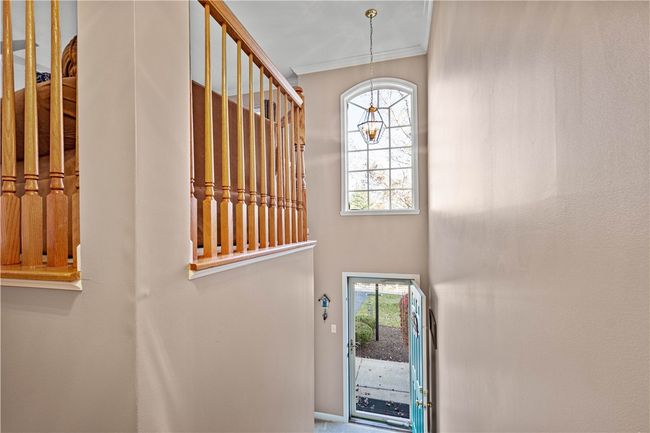 1123 Linden Vue Dr, Townhouse with 3 bedrooms, 3 bathrooms and 2 parking in Canonsburg PA | Image 4
