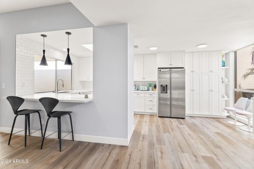 8634 E Monterosa Ave, Scottsdale, AZ, 85251-2949 | Card Image