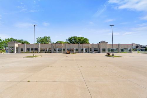 ste-2-595 Country Ln, North Liberty, IA, 52317-8917 | Card Image