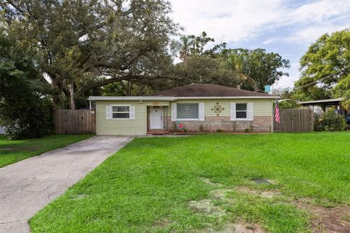 1414 W Bogie Dr, Tampa, FL, 33612-7326 | Card Image