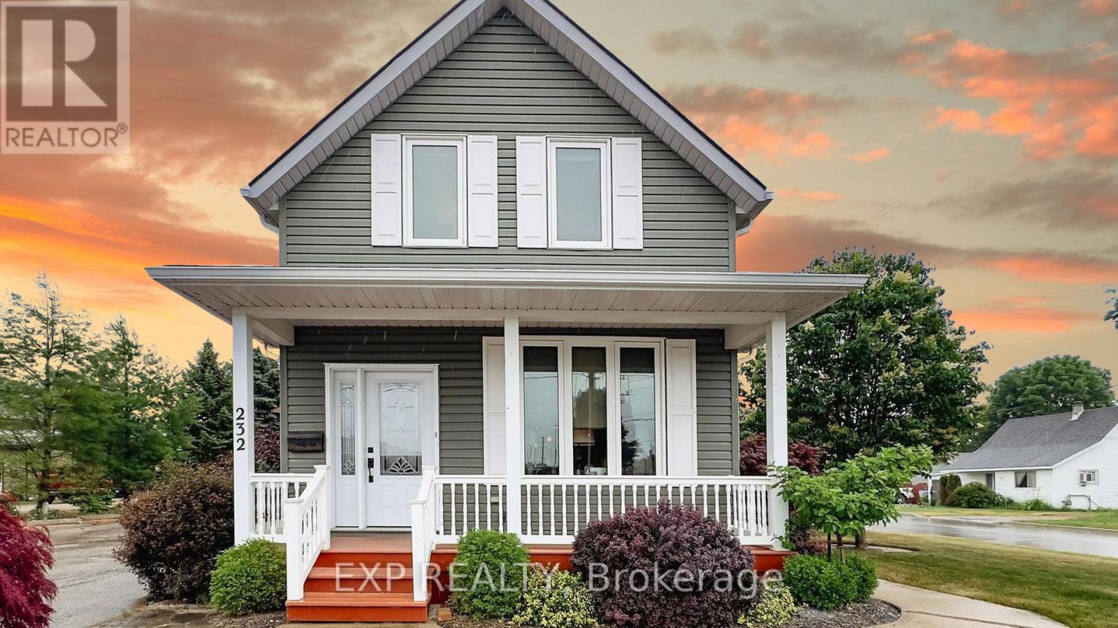 Residential in Goderich (Goderich (Town)) 2