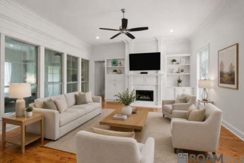 13045 Oak Knoll Dr, Geismar, LA, 70734-3049 | Card Image