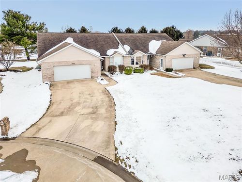 102 Eagle Ct, Waterloo, IL, 62298-3158 | Card Image