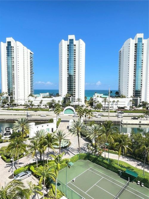 843-16400 Collins Ave, Sunny Isles Beach, FL, 33160 | Card Image