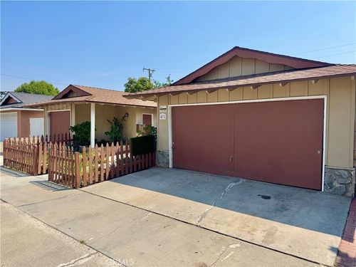 471 N Oak St, Orange, CA, 92867-7768 | Card Image