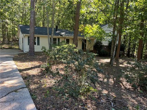 1735 Gordon Rd, Cumming, GA, 30040-4481 | Card Image