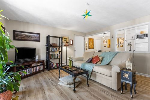 unit-11-20 Colonial Dr, Andover, MA, 01810-7347 | Card Image