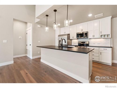 207-265 High Point Drive, Longmont, CO, 80504 | Card Image