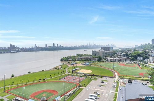 1203 River Rd, Edgewater, NJ, 07020-1456 | Card Image