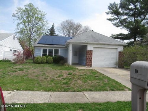 10 Dunstable Rd, Southampton, NJ, 08088-1004 | Card Image