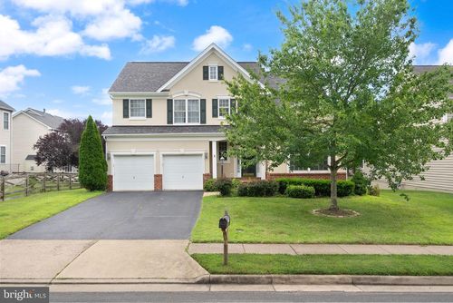 12253 Tulane Falls Dr, BRISTOW, VA, 20136-2183 | Card Image
