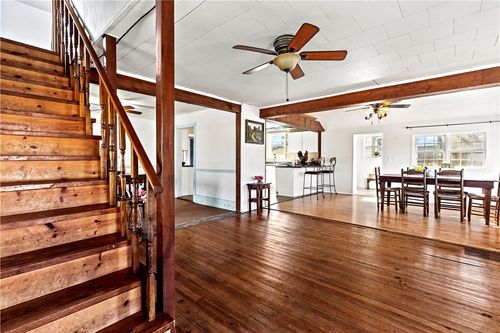 902 Highway 62 W, Alpena, AR, 72611-2514 | Card Image