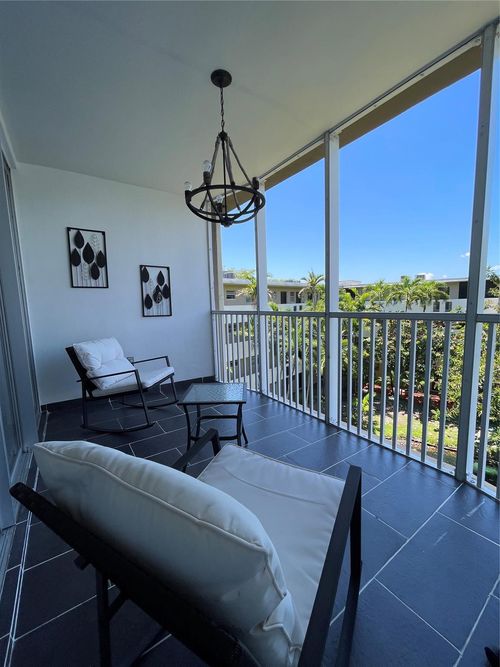 apt-400-1670 Ne 191st St, Miami, FL, 33179-4184 | Card Image