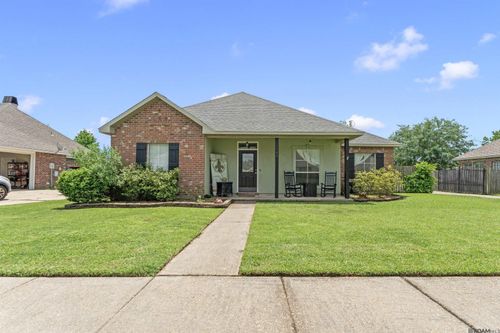1300 Buffalo Hollow Ct, Zachary, LA, 70791-7314 | Card Image