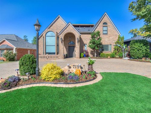 715 Nw 45th St, Oklahoma City, OK, 73118-6633 | Card Image