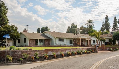 500 Lakeside Dr, Fullerton, CA, 92835-1541 | Card Image