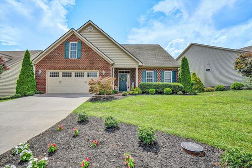 412 Deer Run Cir, Salem, VA, 24153-2673 | Card Image