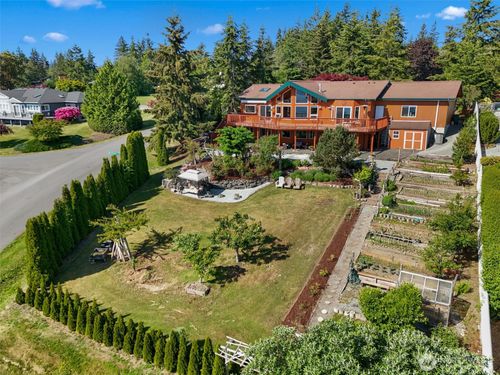 1489 Crestview Dr, Camano Island, WA, 98282-8308 | Card Image