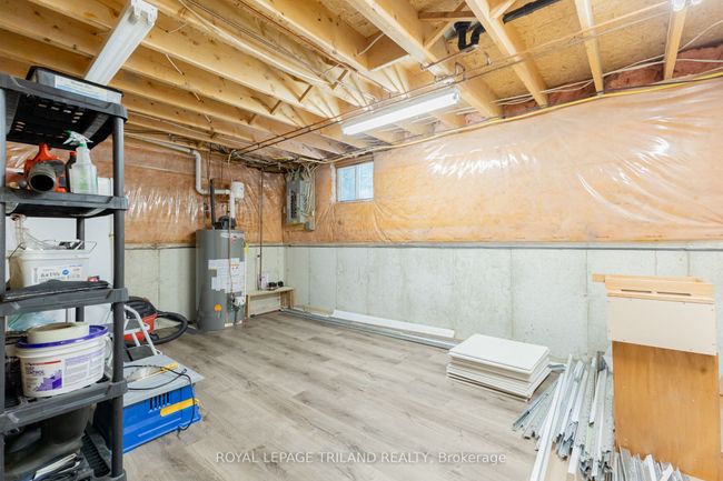 10248 Pinetree Dr, House other with 4 bedrooms, 2 bathrooms and 4 parking in Grand Bend ON | Image 23