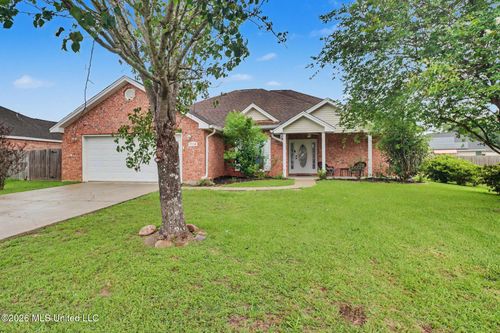 17394 Gentry Dr, Gulfport, MS, 39503-8140 | Card Image