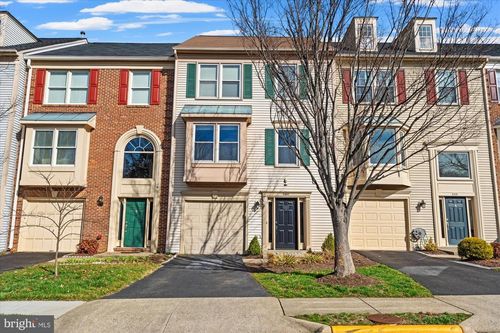 5332 Buxton Ct, ALEXANDRIA, VA, 22315-4761 | Card Image