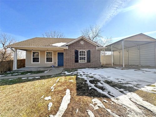 305 Moccasin Ave, Tahlequah, OK, 74464-3455 | Card Image