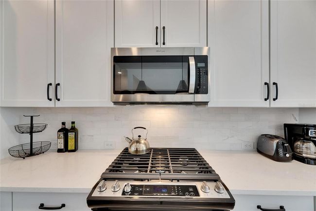 2819 1 St Ave S, Townhouse with 2 bedrooms, 4 bathrooms and null parking in SAINT PETERSBURG FL | Image 26
