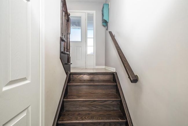 7 Ariel Rd, House attached with 3 bedrooms, 2 bathrooms and 2 parking in Brampton ON | Image 20