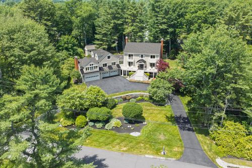 4 Ledge Rd, Cumberland Foreside, ME, 04110-1107 | Card Image