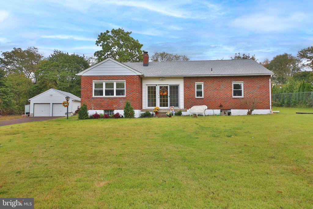 Valley Forge Rd, Lansdale, PA 19446