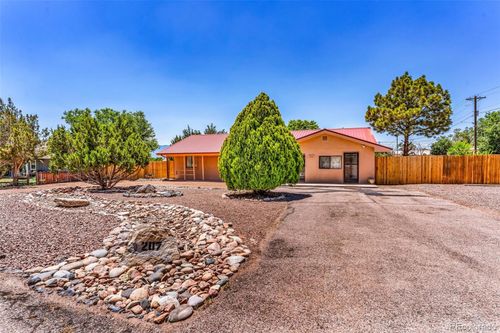 207 Fremont St, Penrose, CO, 81240-9622 | Card Image