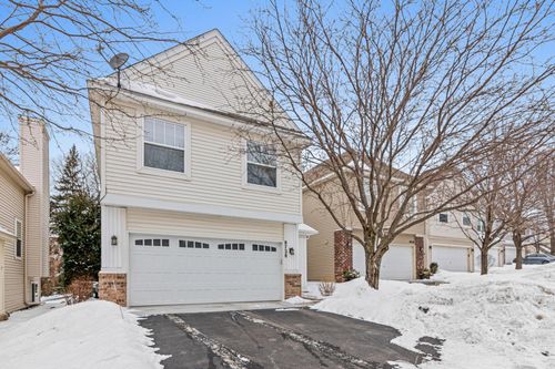 8728 N Bay Dr, Chanhassen, MN, 55317-7624 | Card Image