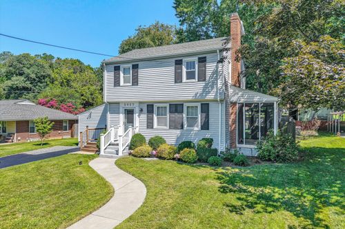 2923 Corbieshaw Rd Sw, Roanoke, VA, 24015-4613 | Card Image