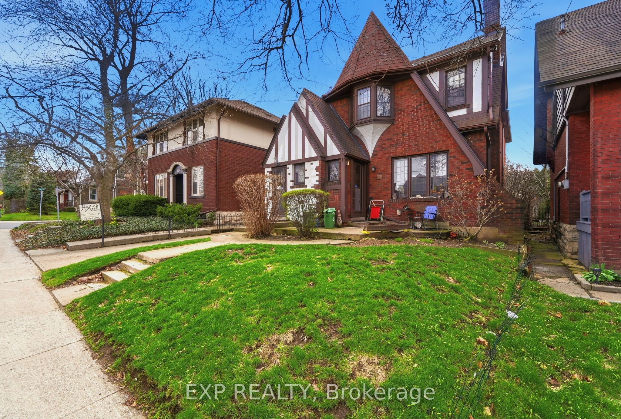 Residential in Hamilton 4