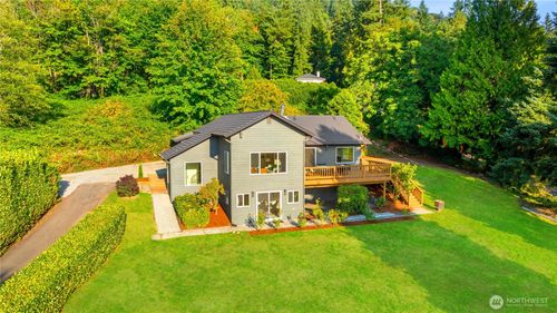 16126 Tiger Mountain Rd Se, Issaquah, WA, 98027-8341 | Card Image