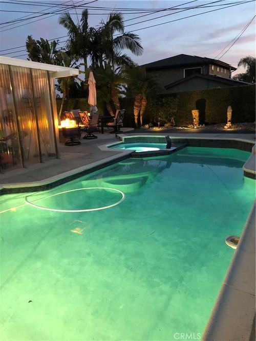 8282 Tyler Cir, Huntington Beach, CA, 92646 | Card Image