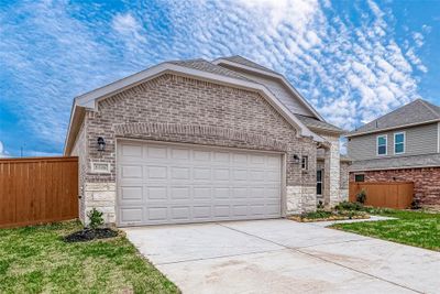 1041 Comal Trail Drive, House other with 3 bedrooms, 2 bathrooms and null parking in Dayton TX | Image 3