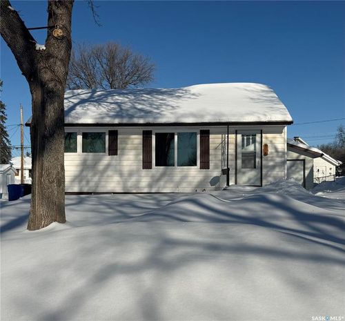 155 Maxwell Street, Kamsack, SK, S0A1S0 | Card Image