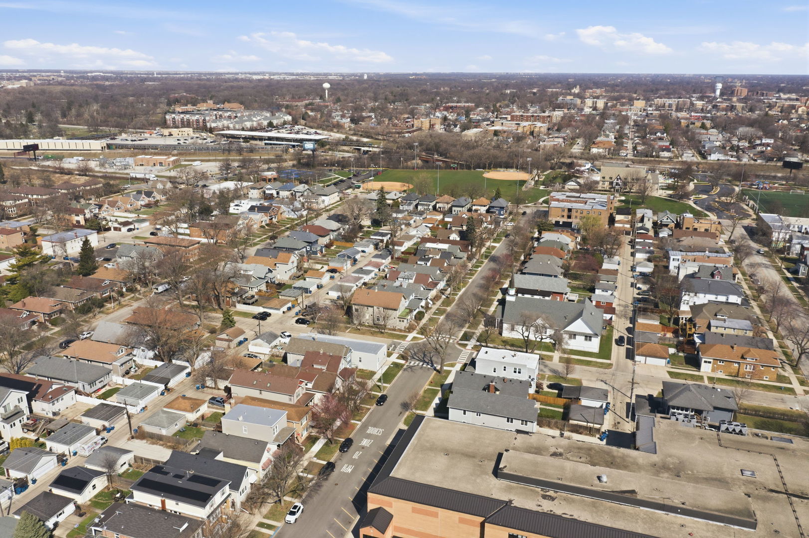 Residential Lease in Forest Park 3