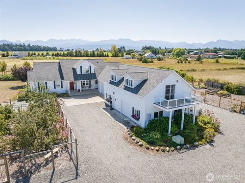 73 Cobb Cir, Sequim, WA, 98382-7364 | Card Image
