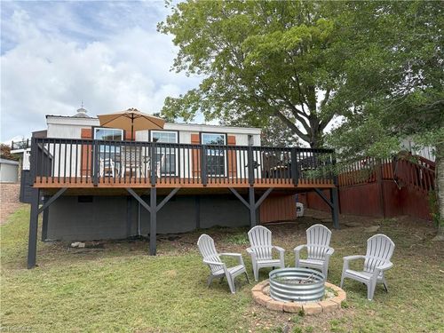 162 Dogwood Cir, New London, NC, 28127-7822 | Card Image