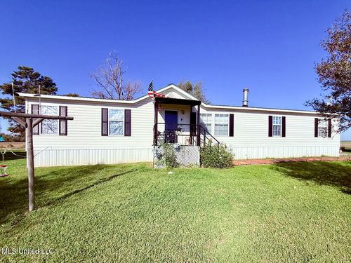 235 Delta City Rd, Hollandale, MS, 38748-3518 | Card Image