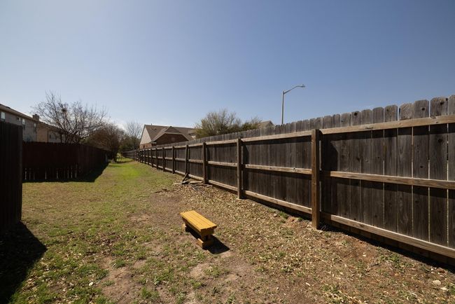 No Neighbors Directly Behind Unit | Image 30