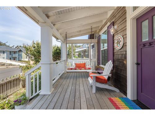 2586 Sw Anemone Ave, Lincoln City, OR, 97367-2042 | Card Image