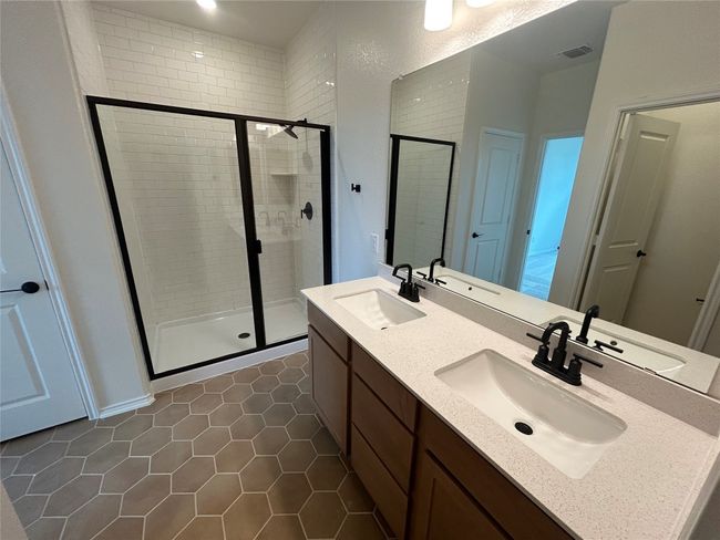15101 Onager Pass, House other with 3 bedrooms, 2 bathrooms and 2 parking in Manor TX | Image 6