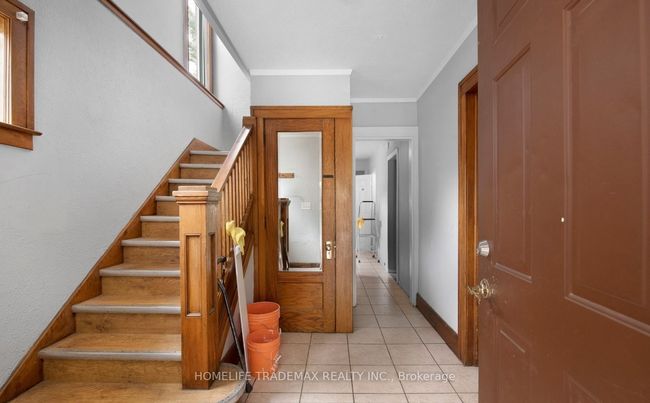 329 Rankin Ave, House other with 8 bedrooms, 3 bathrooms and 4 parking in Windsor ON | Image 6