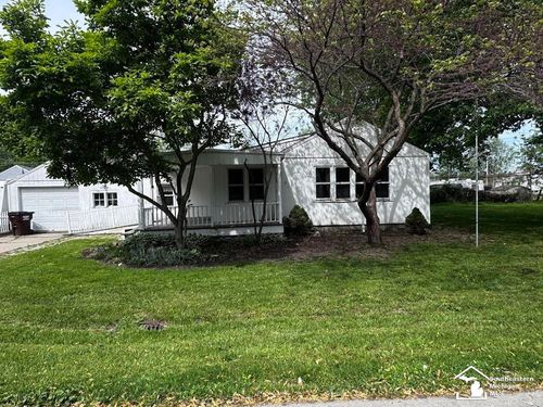 4369 Avenue E, Newport, MI, 48166-9695 | Card Image