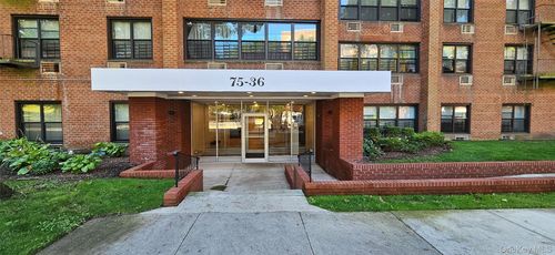 apt-1e-75 Bell Blvd, Oakland Gardens, NY, 11364-3433 | Card Image