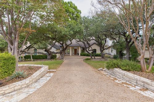 50 Tiburon Dr, The Hills, TX, 78738-1556 | Card Image